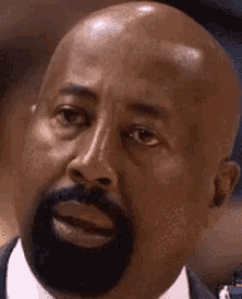 pEHWYwqWJeNrS6E1.gif