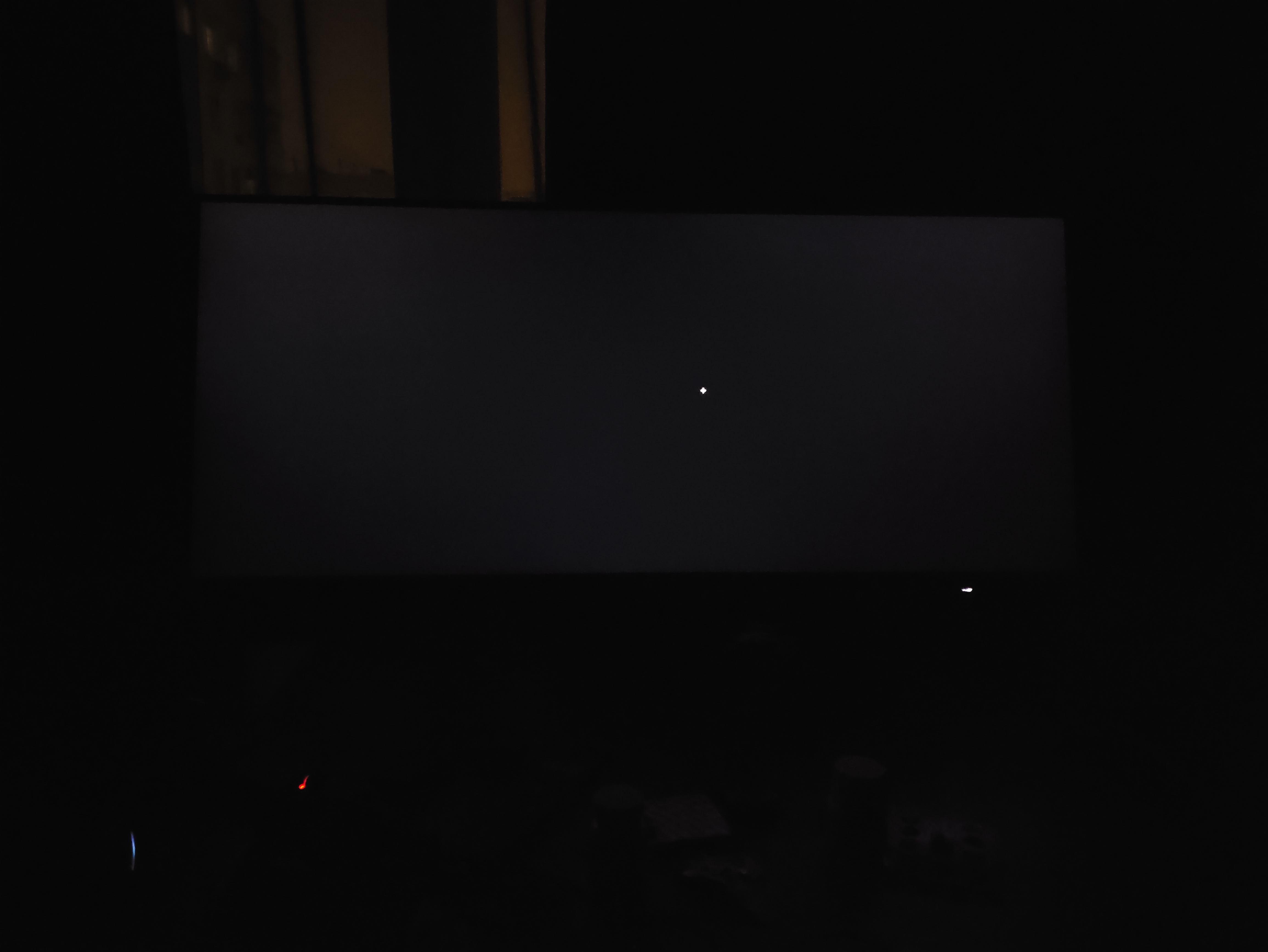 z6vDFm3cAFNXR8oB.jpg