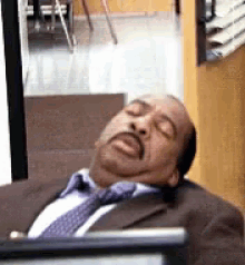 LlgQrwS2o1n3hm7B.gif