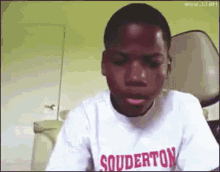 RZicd8dewAEUcPjh.gif