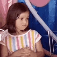 lkEWYxhftG537Q5y.gif
