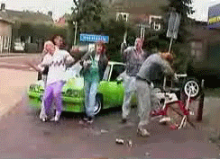 vqblLEQqJ2S3A0O9.gif
