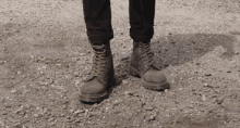 6bMJxkr7t4hcQuk3.gif