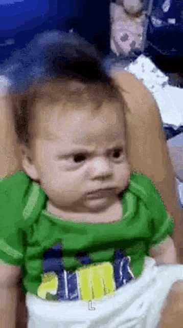 V3y2LSFHf2EatuK9.gif