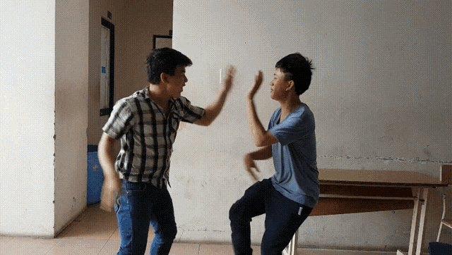 k81pZjfPPvpZ1Xan.gif