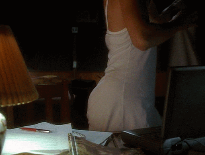 2MJWX8w48VbWcQsk.gif
