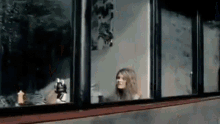 axu60ZKi5in2L6Mt.gif