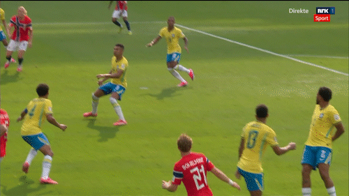 jZ6kFOJYXRkAjAh9.gif
