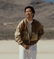 iy1vyVDMnNSC0Tf9.gif